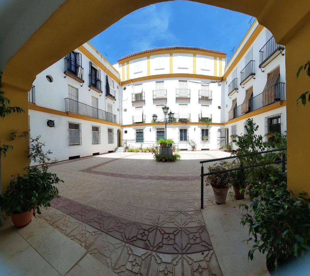 Budget And Cute Rooms With Balcony Sevilla Center Kültér fotó