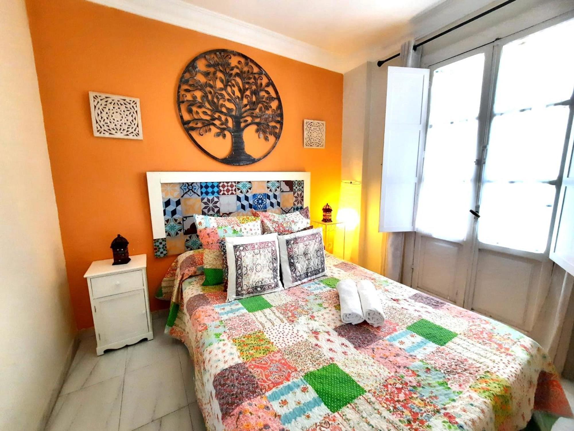 Budget And Cute Rooms With Balcony Sevilla Center Kültér fotó