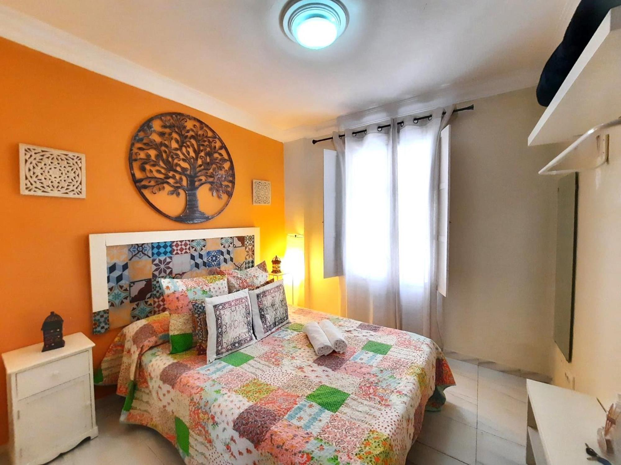 Budget And Cute Rooms With Balcony Sevilla Center Kültér fotó